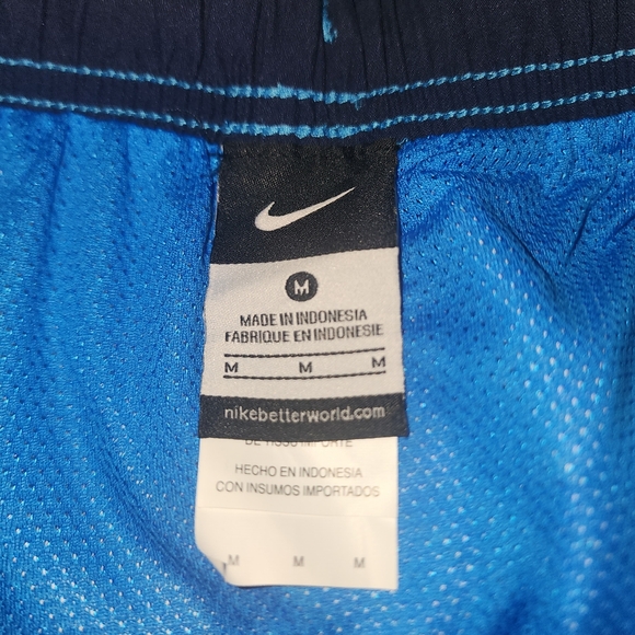 NWT Nike Swim Trunks, Boy's Medium - Picture 2 of 3